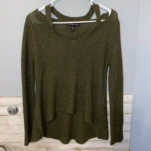 Army green high low sweater. Medium